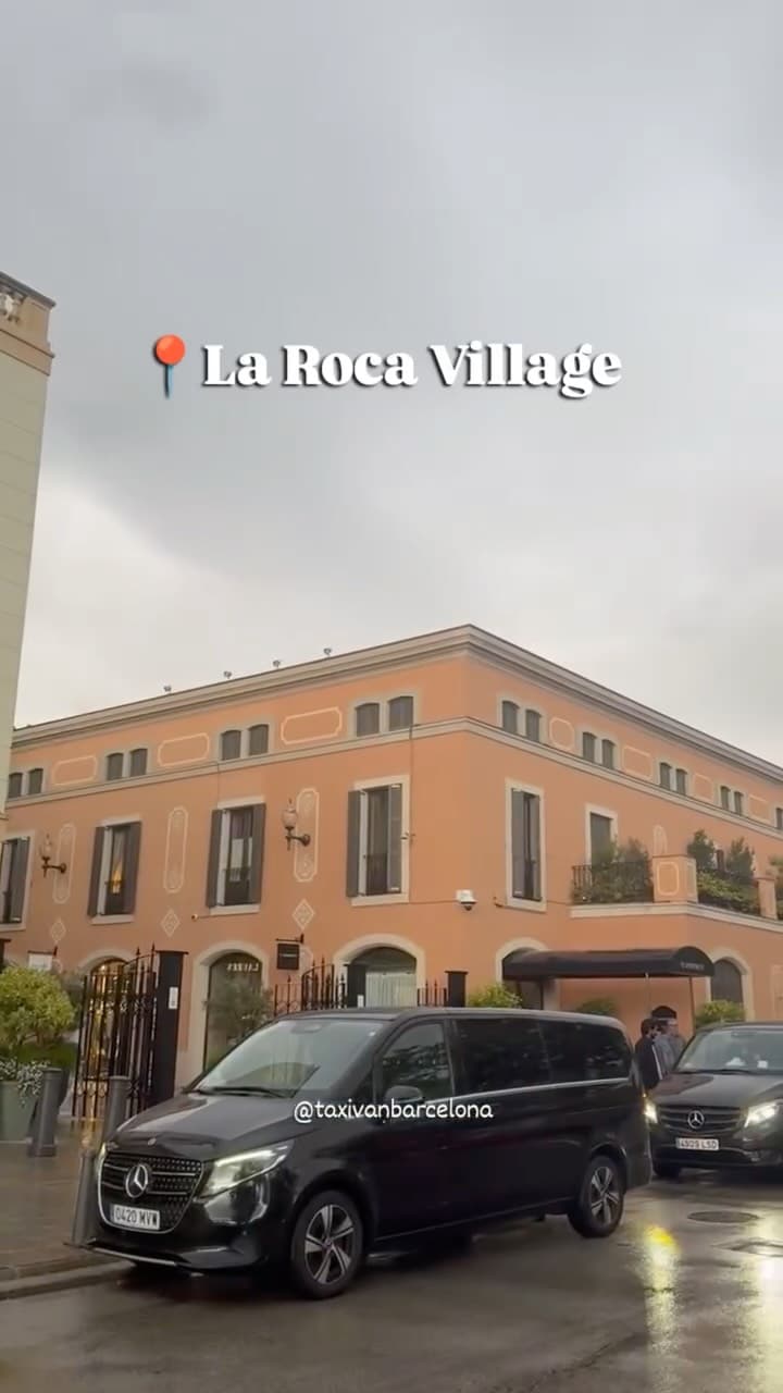 Barcelona tour with La Roca Village stop
