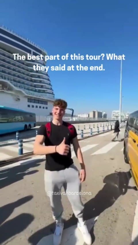 TaxiVanBarcelona client transfer moment