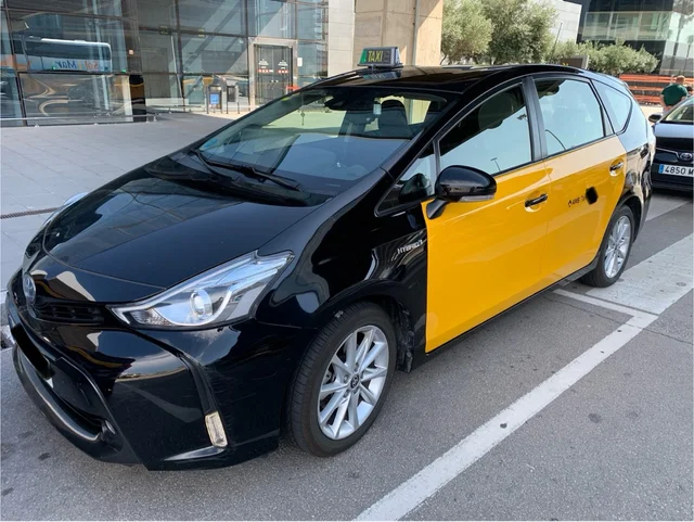 Standard Taxi (Fast-Lane City Transfers) in Barcelona